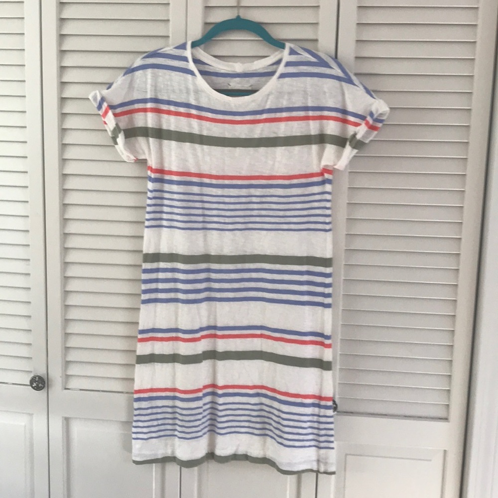 NWOT T-SHIRT DRESS
